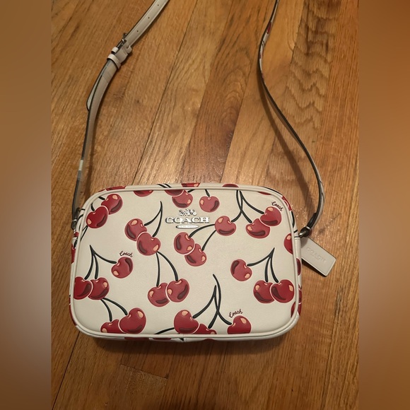 Coach Jamie Camera Bag In Smooth Leather Cherry Print Purse Crossbody NWOT - Picture 5 of 11